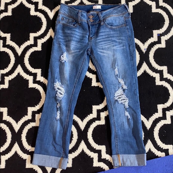 SO Denim - Ripped jean capris